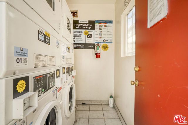 716 W 30th Street, Los Angeles, CA 90007