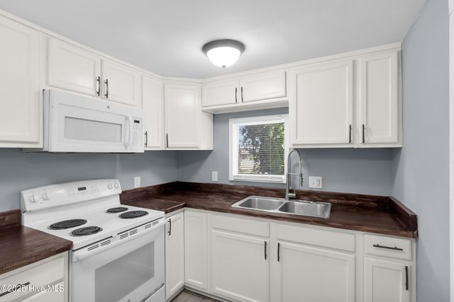 522 Crawford Street, New Bern, NC 28560