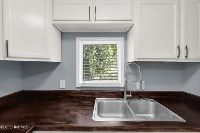 522 Crawford Street, New Bern, NC 28560