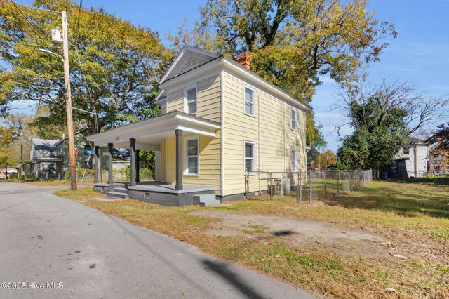 522 Crawford Street, New Bern, NC 28560