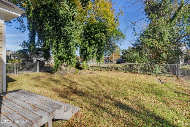 522 Crawford Street, New Bern, NC 28560