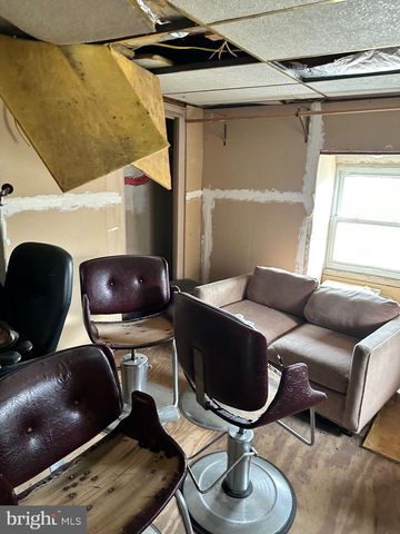 1905 N ELLAMONT ST, Baltimore, MD 21216