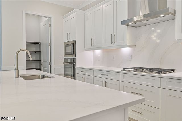 13699 Blue Bay CIR, Fort Myers, FL 33913