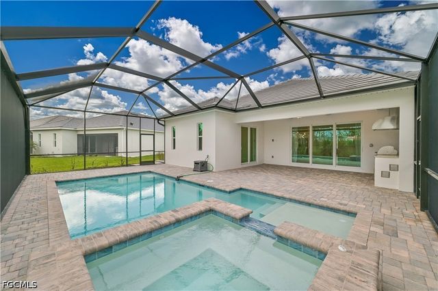 13699 Blue Bay CIR, Fort Myers, FL 33913
