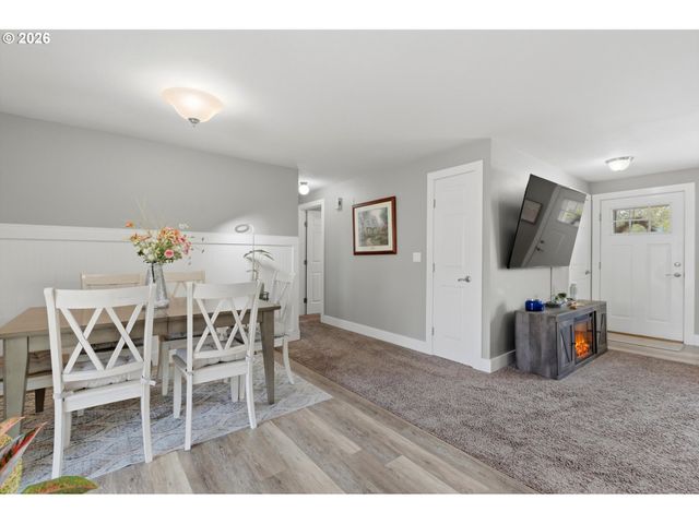 723 MAPLE St, Dayton, OR 97114