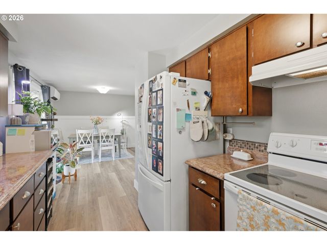 723 MAPLE St, Dayton, OR 97114
