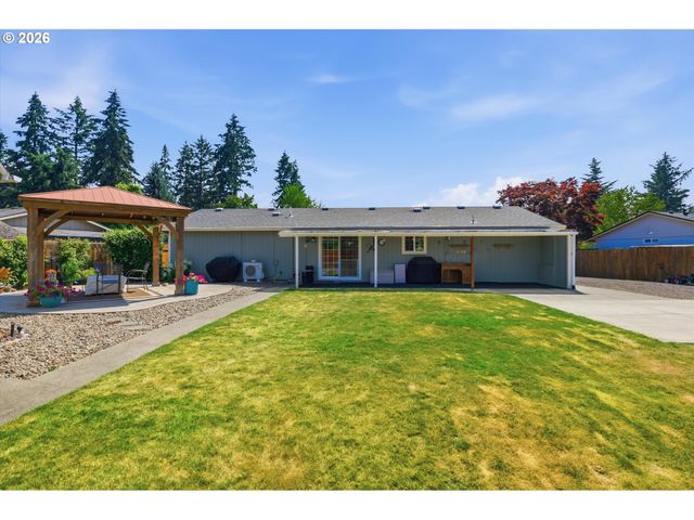 723 MAPLE St, Dayton, OR 97114