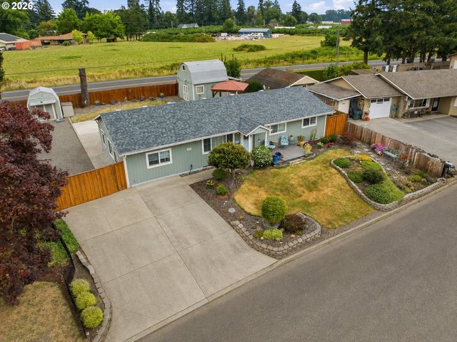 723 MAPLE St, Dayton, OR 97114