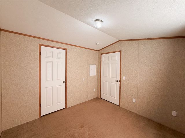 422 Magnolia St, Freedom, PA 15074