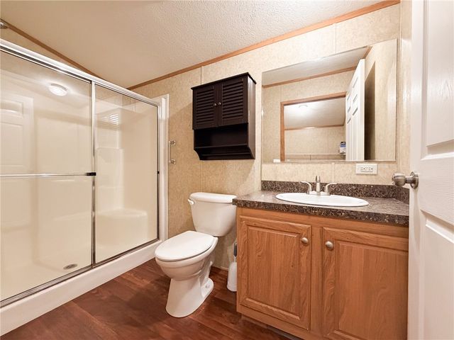 422 Magnolia St, Freedom, PA 15074