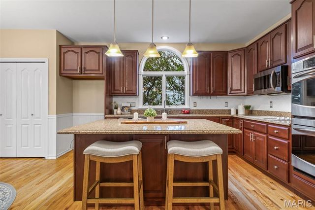 4 Lewis and Clark Court, St Charles, MO 63301