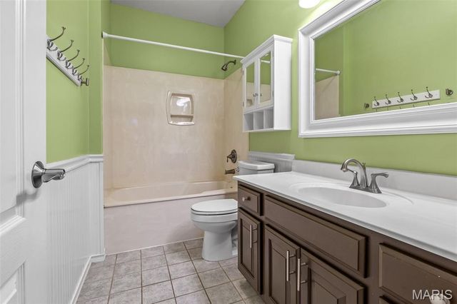 4 Lewis and Clark Court, St Charles, MO 63301