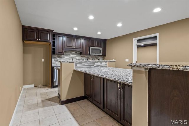 4 Lewis and Clark Court, St Charles, MO 63301