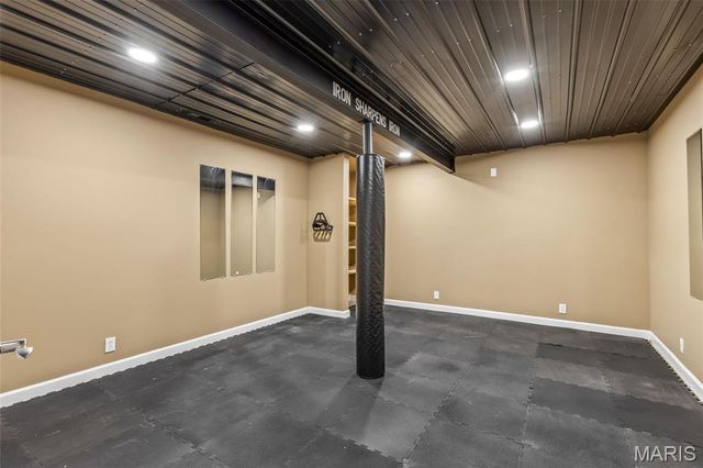 4 Lewis and Clark Court, St Charles, MO 63301