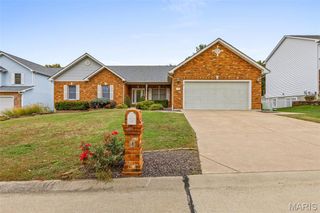 4 Lewis and Clark Court, St Charles, MO 63301
