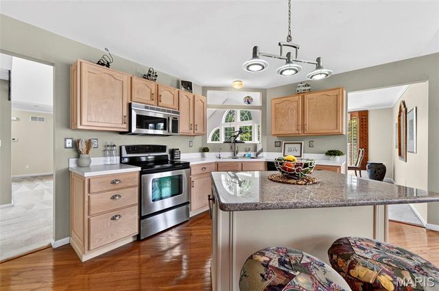 4031 Kim Kelly Drive, St Charles, MO 63304