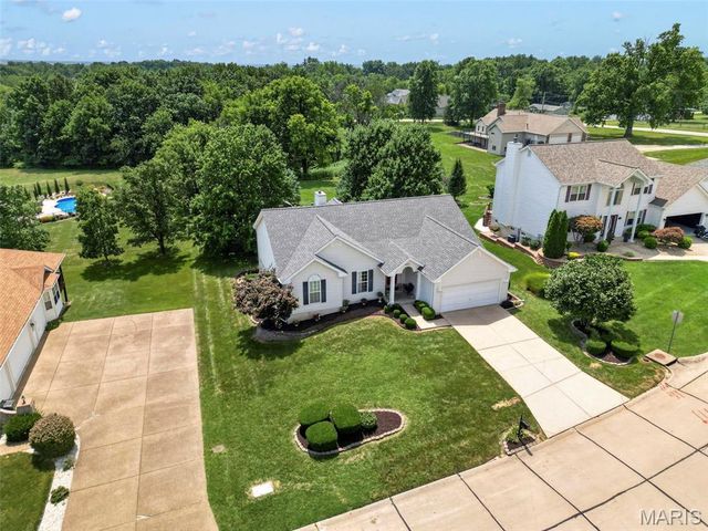 4031 Kim Kelly Drive, St Charles, MO 63304
