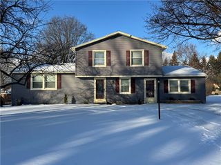 636 Embury Road, Penfield, NY 14625