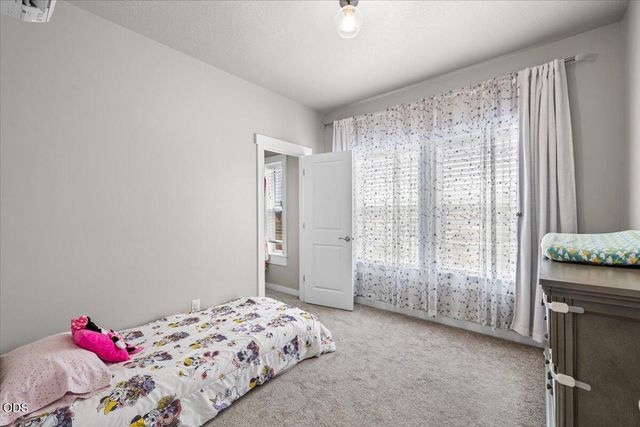 608 Nobility Drive, Medford, OR 97501
