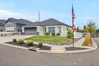 608 Nobility Drive, Medford, OR 97501