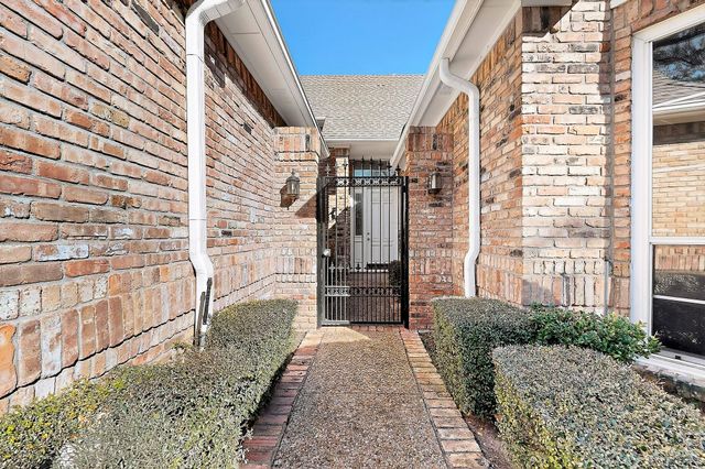 17308 Village Lane, Dallas, TX 75248
