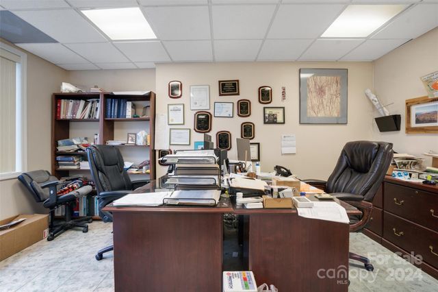 6 Sanderson Street, Hayesville, NC 28904