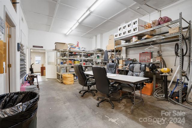 6 Sanderson Street, Hayesville, NC 28904