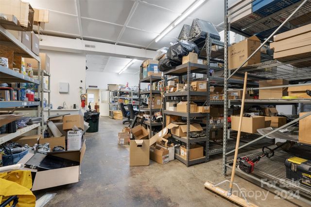 6 Sanderson Street, Hayesville, NC 28904