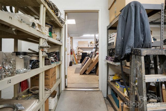 6 Sanderson Street, Hayesville, NC 28904