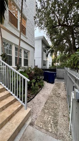 1559 Michigan Ave 305, Miami Beach, FL 33139