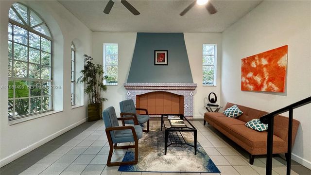 1559 Michigan Ave 305, Miami Beach, FL 33139