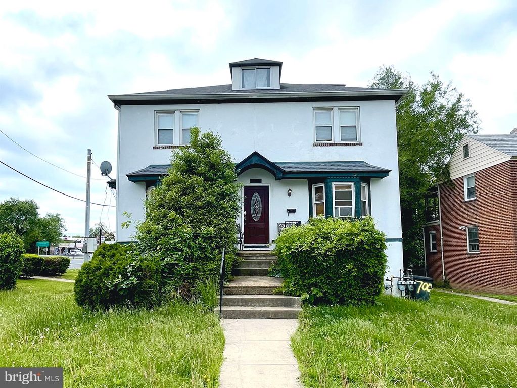 700 CHARING CROSS ROAD, Baltimore, MD 21229