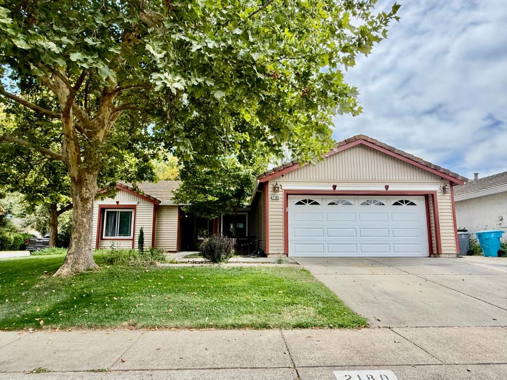 2180 Shady Ct, Yuba City, CA 95991