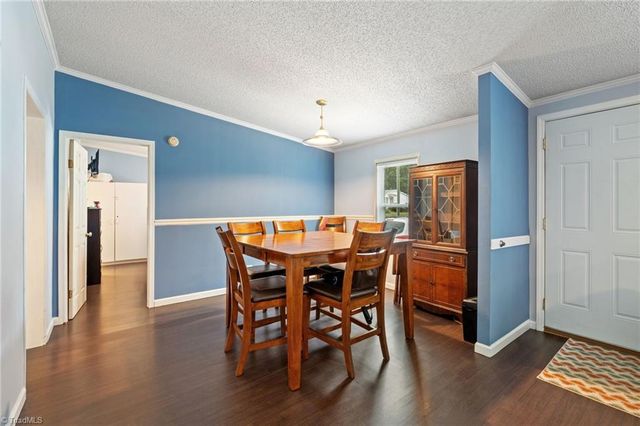 5519 Bridgeway Drive, Greensboro, NC 27406