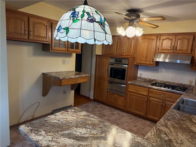 759 Main St, Manor Twp, PA 16226