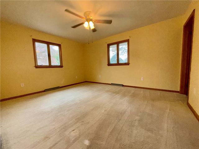 759 Main St, Manor Twp, PA 16226