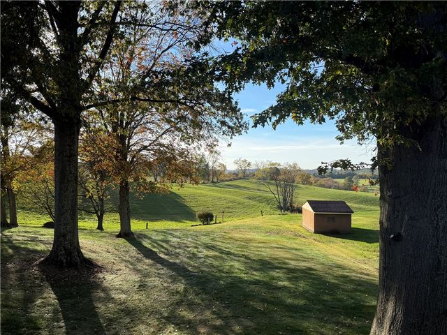 759 Main St, Manor Twp, PA 16226