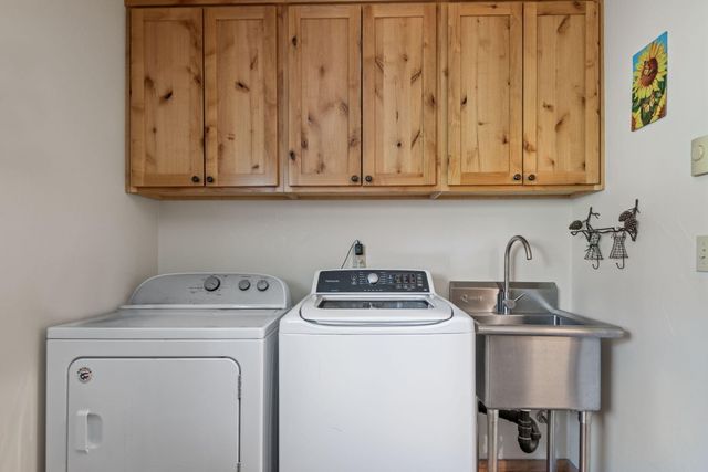 16111 Lava Drive, La Pine, OR 97739