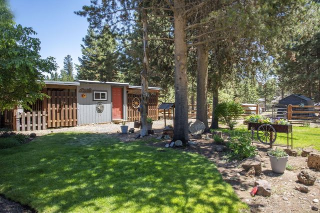 16111 Lava Drive, La Pine, OR 97739