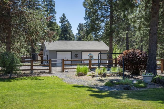 16111 Lava Drive, La Pine, OR 97739