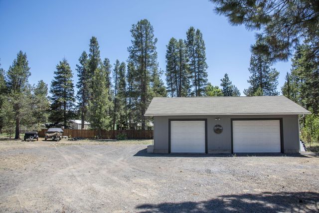 16111 Lava Drive, La Pine, OR 97739