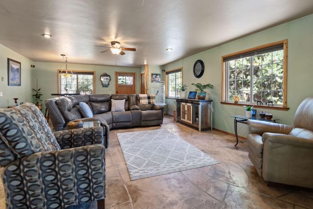 16111 Lava Drive, La Pine, OR 97739