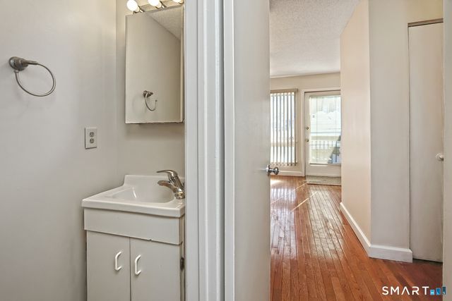 1423 Quinnipiac Avenue 302, New Haven, CT 06513