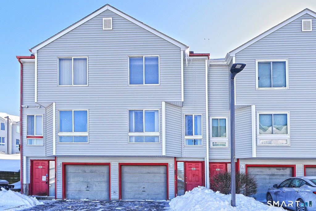 1423 Quinnipiac Avenue 302, New Haven, CT 06513