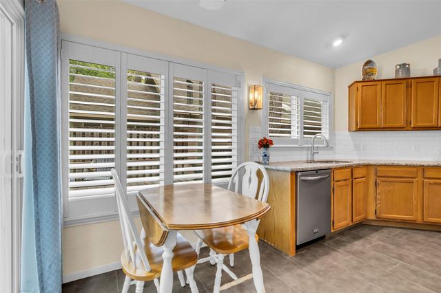 61 N Rushwing Circle, The Woodlands, TX 77381