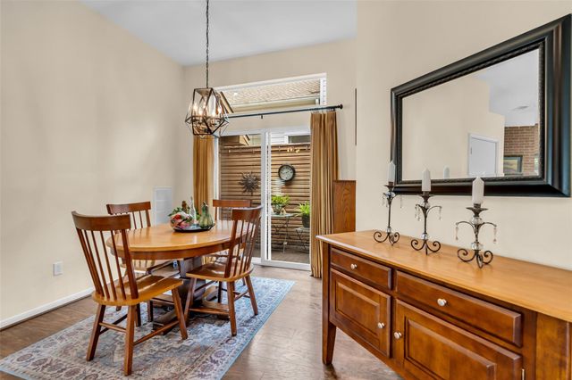 61 N Rushwing Circle, The Woodlands, TX 77381