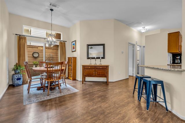 61 N Rushwing Circle, The Woodlands, TX 77381