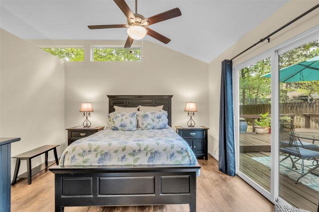 61 N Rushwing Circle, The Woodlands, TX 77381