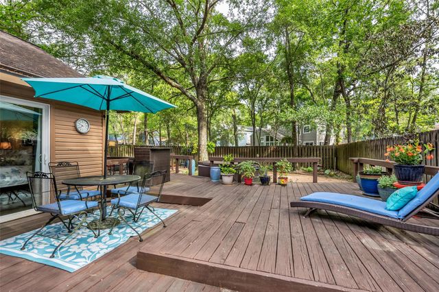 61 N Rushwing Circle, The Woodlands, TX 77381