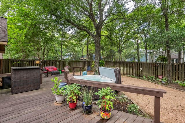 61 N Rushwing Circle, The Woodlands, TX 77381